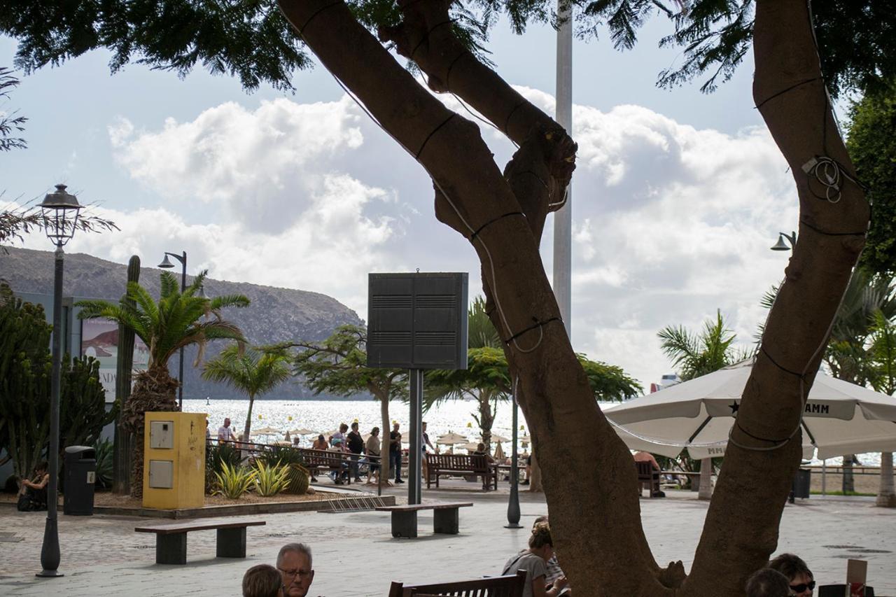 Playa De Los Cristianos Casa Adriano Bagian luar foto